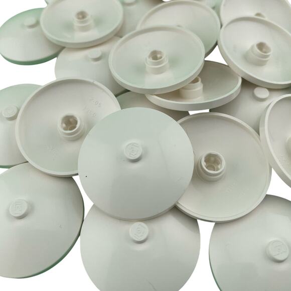 100 Pcs Lego Round Specialty White Plate 2x2 - New Old Stock - A490 - Picture 3 of 9